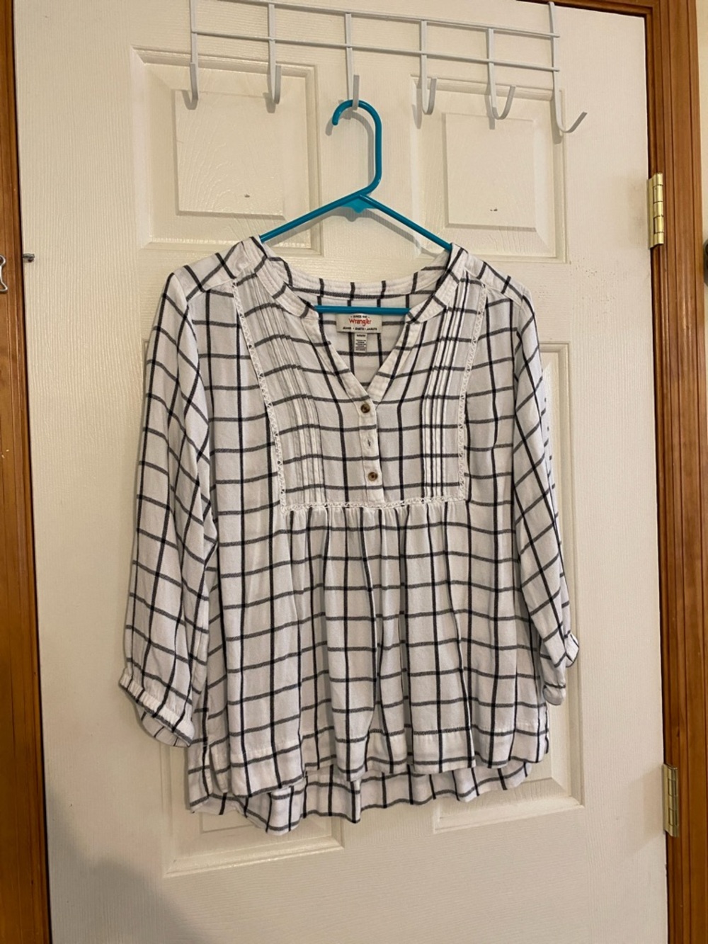 Wrangler White and Black Windowpane Peasant Top